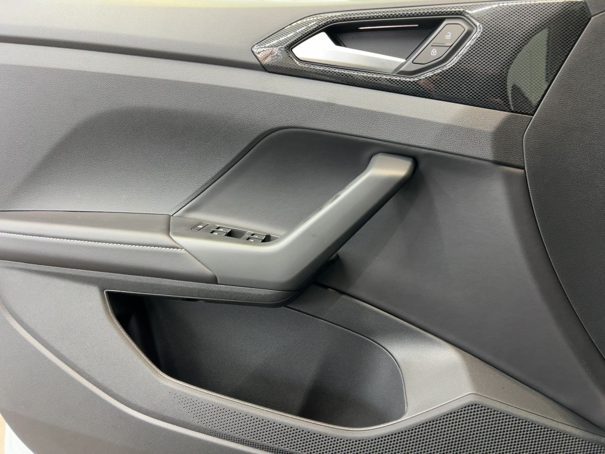 T-Cross GOAL 1.0 l TSI 85 kW DSG GJR*Navi*Kamera