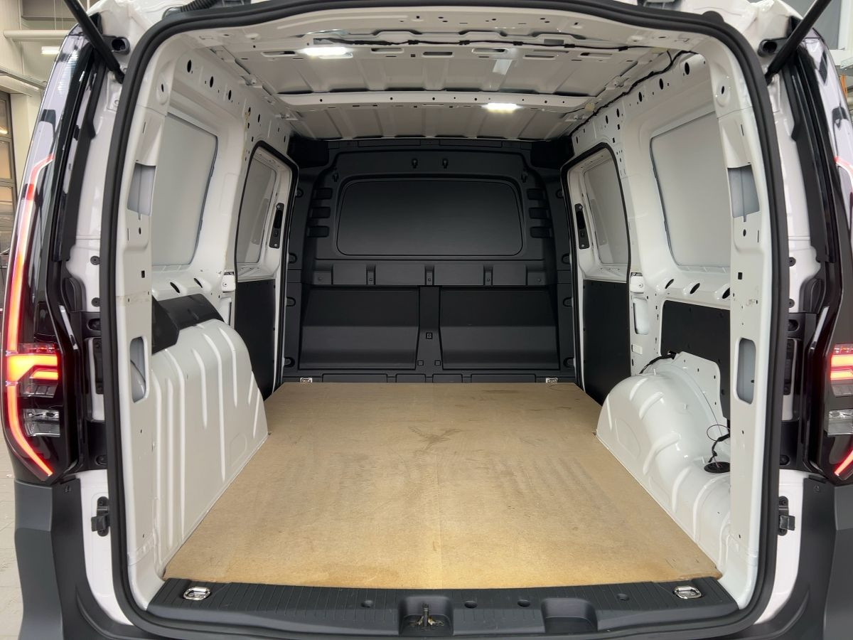 Caddy Maxi 1.5 TSI Cargo Navi Klima Einparkh. DAB+ Bluet.