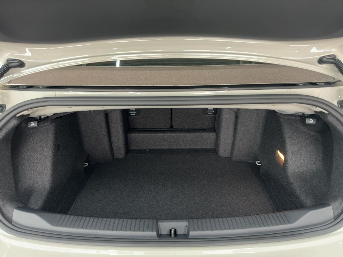 T-Roc Cabrio R-Line 1.5 l TSI 110 kW DSG AH*DCC