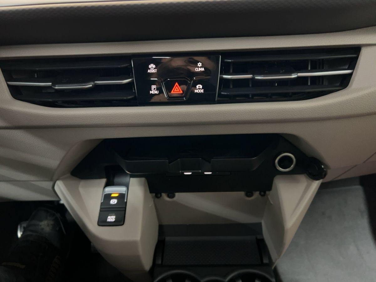 Multivan Style 2,0 TDI 110 kW DSG AHK*Navi*Pano