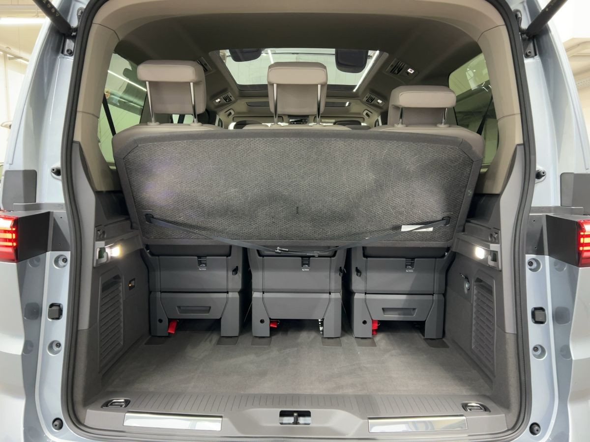 Multivan Style 2,0 TDI 110 kW DSG AHK*Navi*Pano