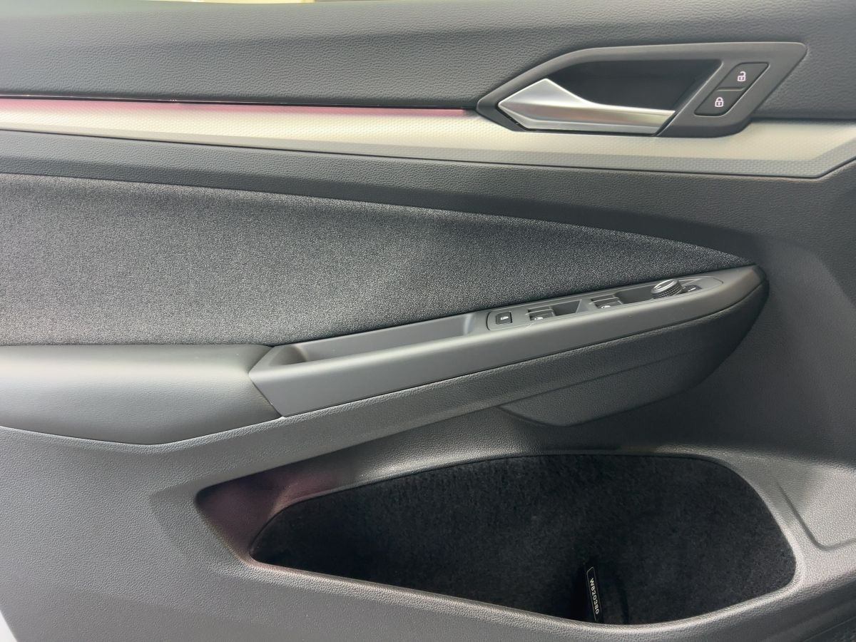 Golf VIII 1.5 TSI DSG 