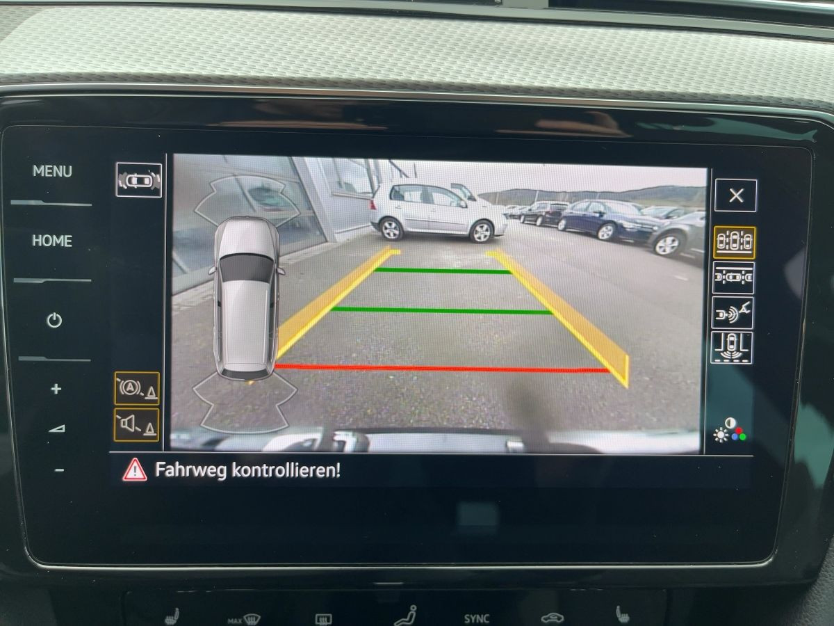 Passat Variant ALLTRACK 2.0 TDI DSG 4M AHK ACC Standh. LED-Matrix Navi ergo Kamera