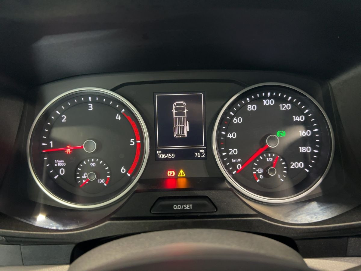 Crafter 2.0 TDI DSG AHK Tempo Parkp. Klima Bluet. Sitzh. Blind Spot