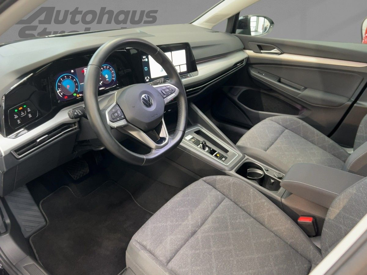 Golf VIII Variant 1.5 eTSI DSG Life ab 3,99% ACC Navi LED-Matrix Einparkh. Keyless Side Ass.
