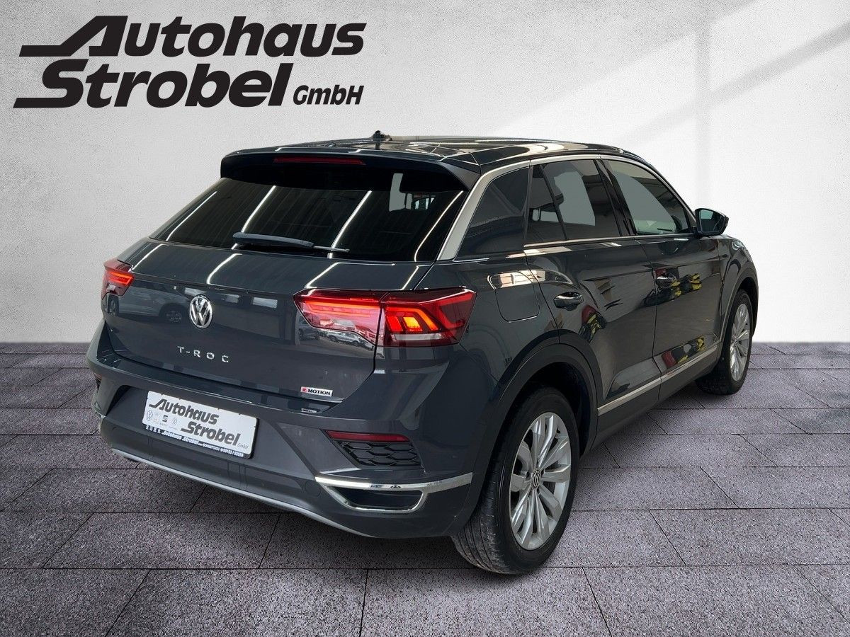 T-Roc 2.0 TDI DSG 4M Sport Navi Lane Ass. Climatronic Bluet. Sitzh. Front Ass.