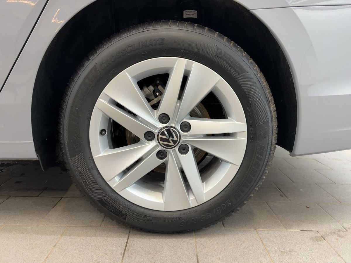 Golf VIII Variant 1.5 TSI Life ab 3,99% ACC LED Area View Einparkh. Keyless Sitzh.