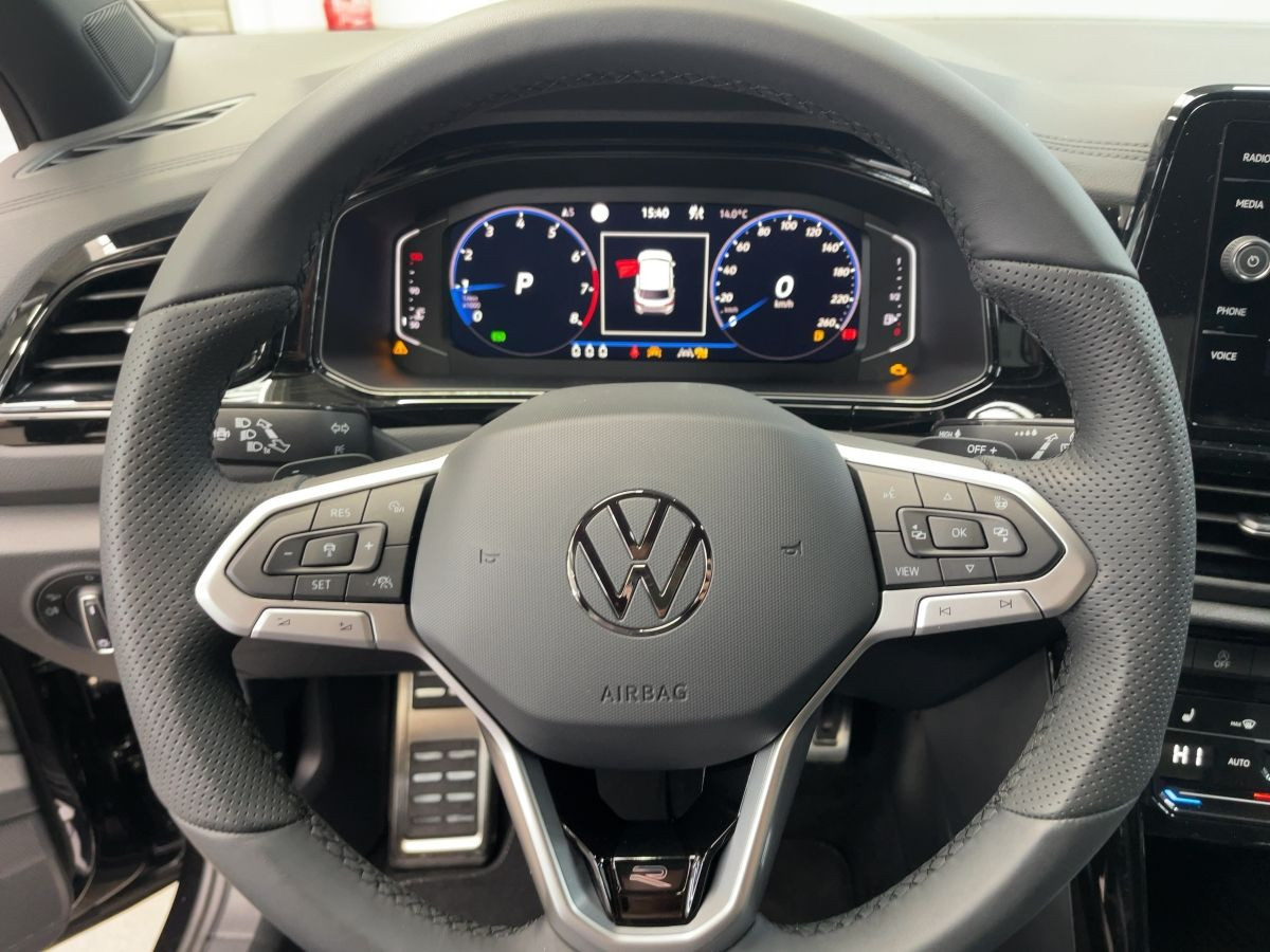 T-Roc R-Line 1.5 TSI DSG AHK*Kamera*LED*Navi*WR