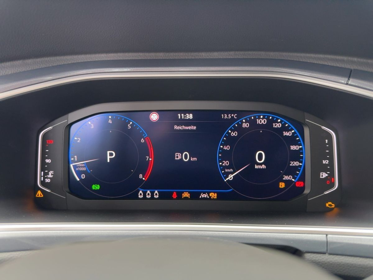 T-Roc Style 1.5 l TSI 110 kW DSG Kamera*8-fach