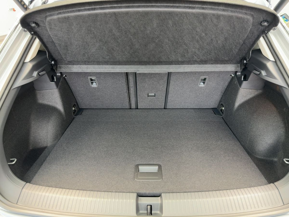 T-Roc Style 1.5 l TSI 110 kW DSG Kamera*8-fach