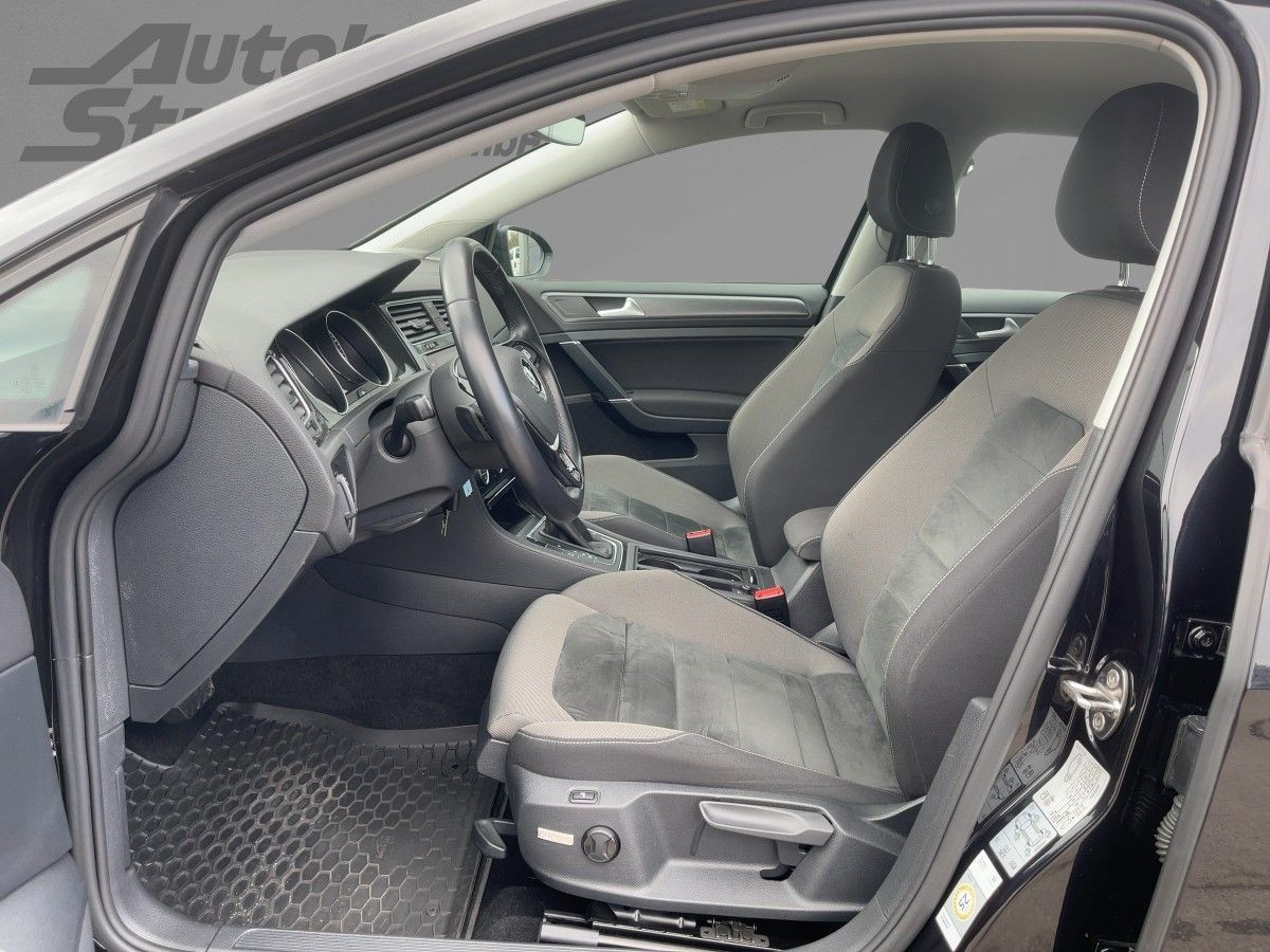 Golf VII 1.6 TDI DSG Comfortline ACC LED Navi Sitzhzg Front-Ass Bluet. Parkpilot