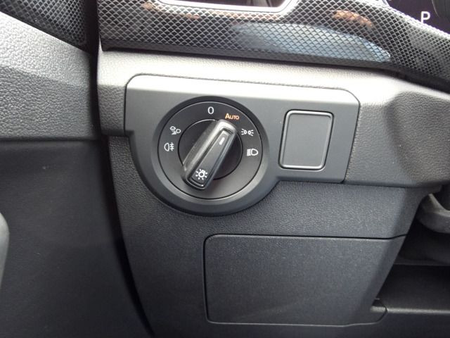 T-Cross 1.0 TSI Life AHK ACC LED Lane-Ass Sitzhzg Start/Stopp DAB+ Bluet.