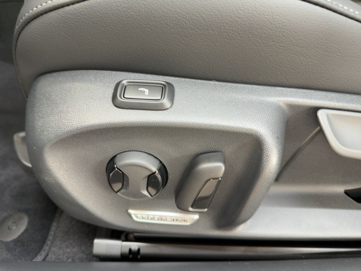 Passat Business 2.0TDI 110 kW 7-Gang DSG ACC LED