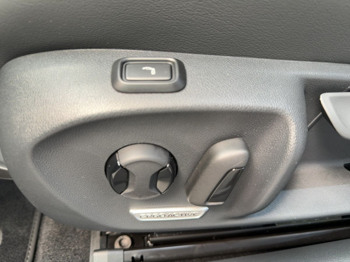 Passat Business 2.0TDI 110 kW 7-Gang DSG ACC LED