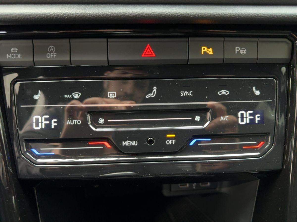 T-Roc Style 1.5 l TSI 110 kW AHK*Kamera*Navi*WR