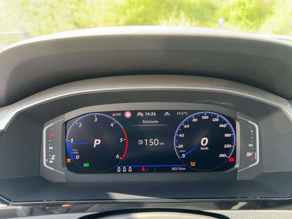 Arteon 2.0 TDI DSG 4M R-Line Standh. DCC ACC AHK LED Leder Head-Up Pano Kamera