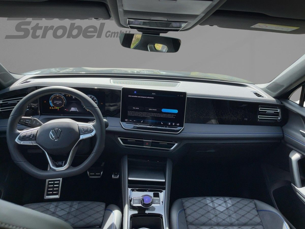 Tiguan R-Line 2,0 TDI 142 kW DSG 4M* AHK*Navi*WR