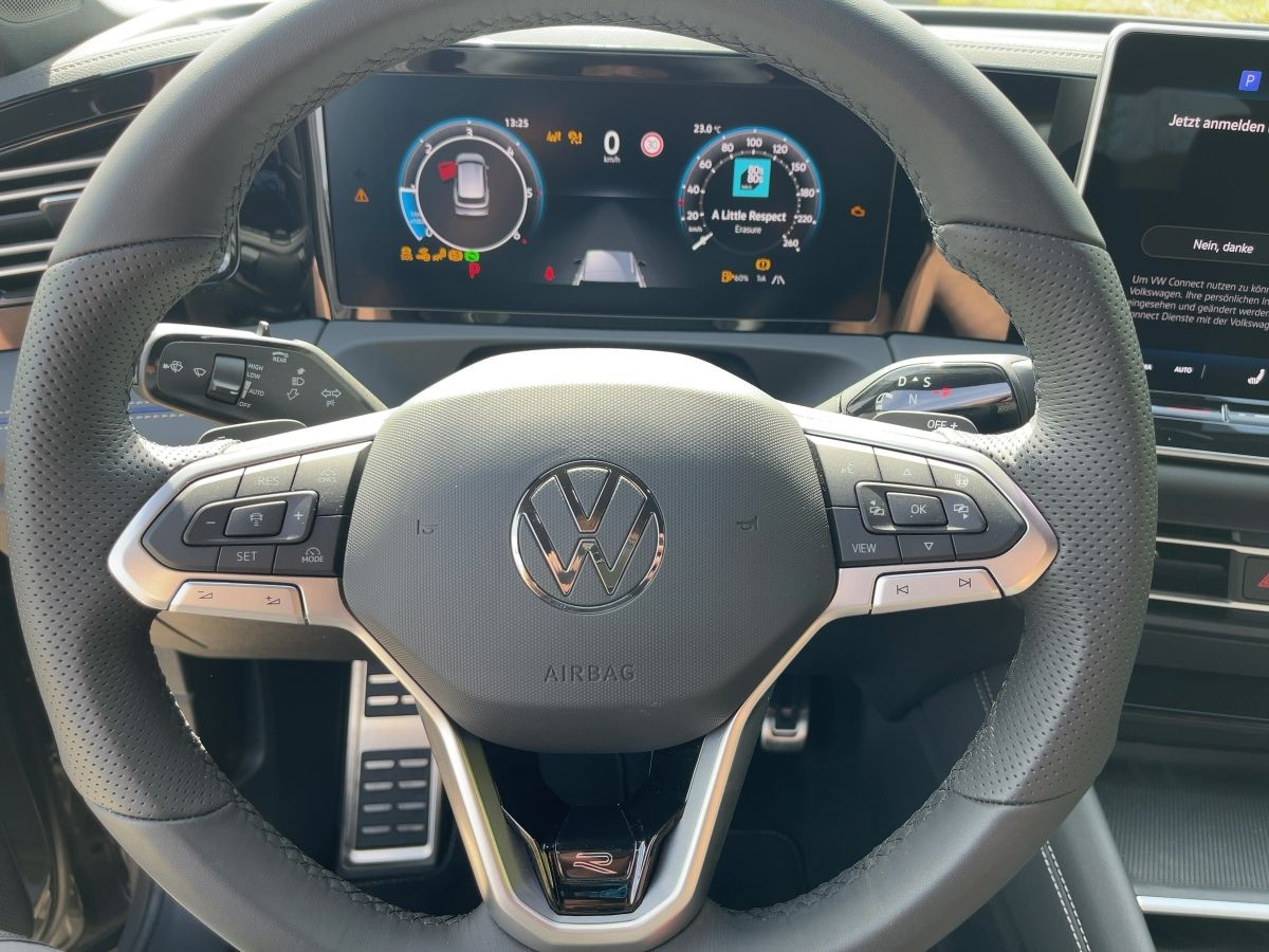 Tiguan R-Line 2,0 TDI 142 kW DSG 4M* AHK*Navi*WR