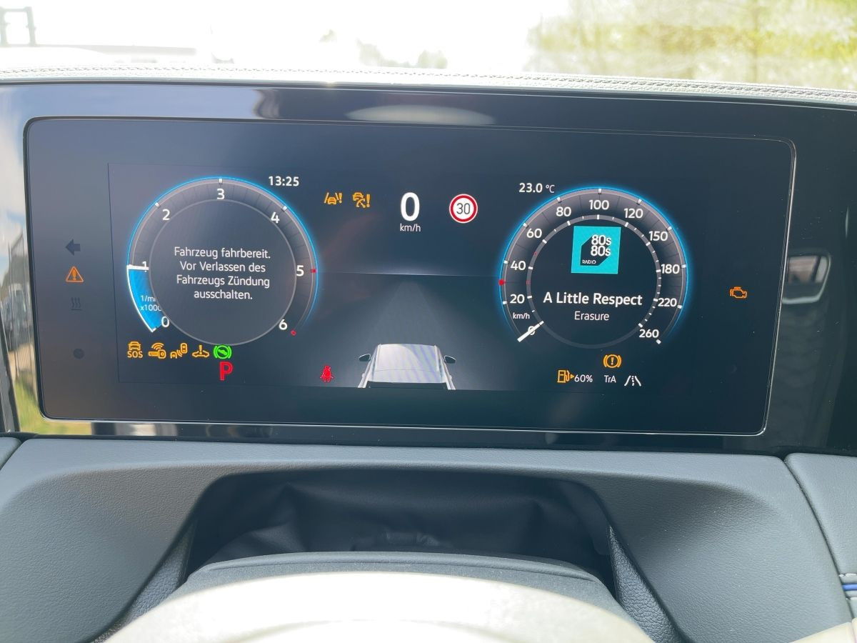 Tiguan R-Line 2,0 TDI 142 kW DSG 4M* AHK*Navi*WR