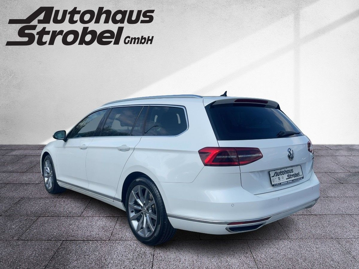 Passat Variant 2.0 TDI DSG 4M Highline ACC DCC LED Navi Standh. Pano Kamera Keyless