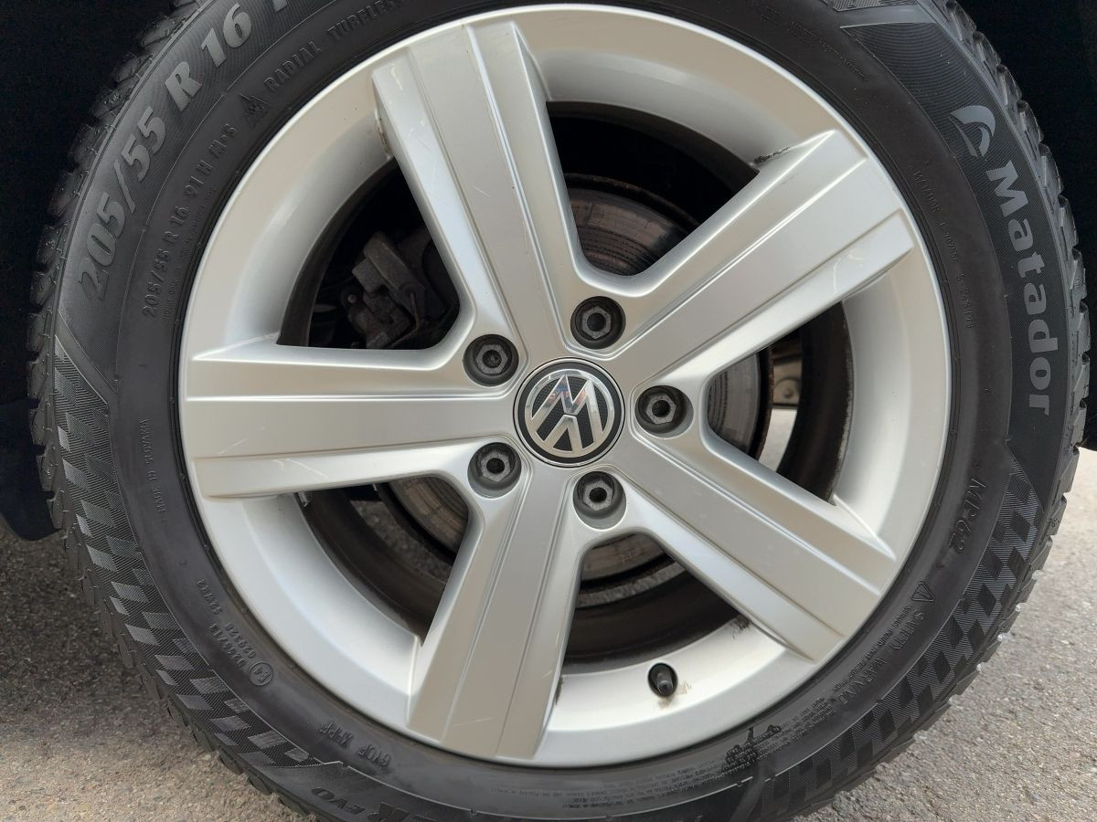 Golf VII 1.2 TSI Comfortline Parkp. Climatronic elektr. Spiegel + FH