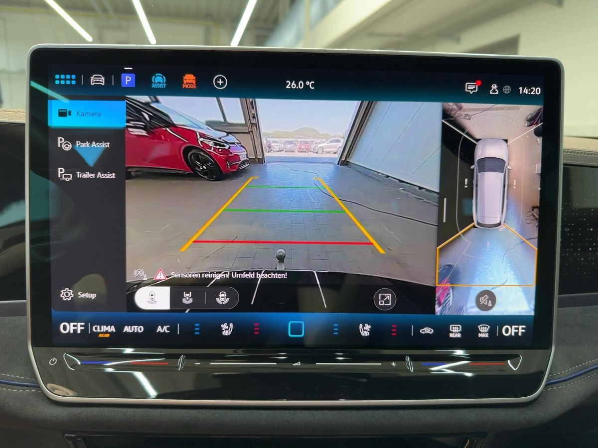 Passat Variant 2.0 TDI DSG 4M R-Line ab 3,99% AHK DCC Navi LED-Matrix Pano Leder Keyless