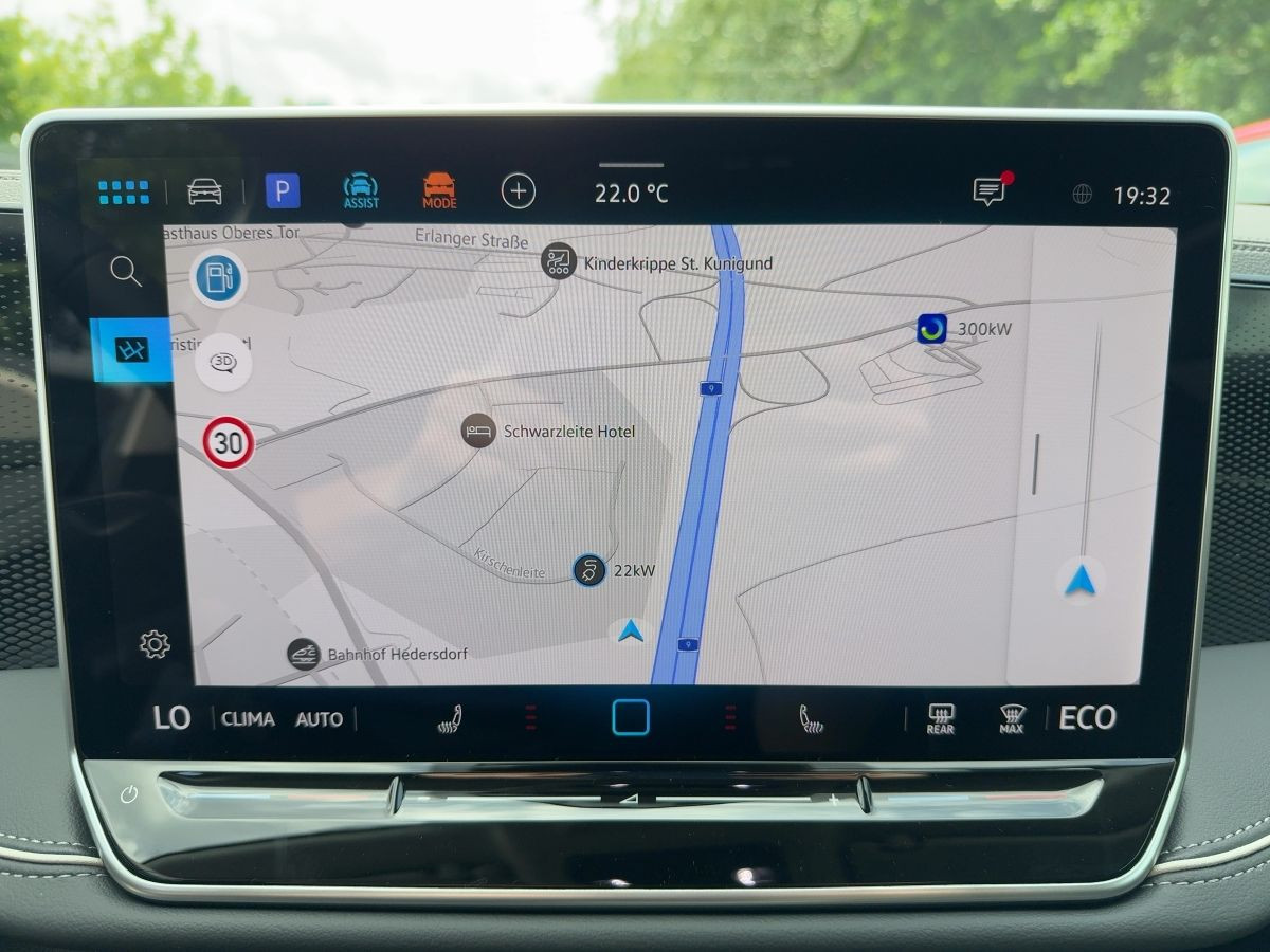 Passat Business 1,5 l eHybrid OPF 130 kW (177 PS) / 85 KW (115 PS) 6-Gang-Doppelkupplungsgetriebe DSG
