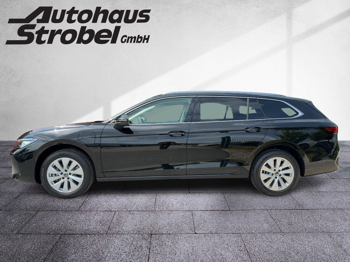 Passat Business 1,5 l eHybrid OPF 130 kW (177 PS) / 85 KW (115 PS) 6-Gang-Doppelkupplungsgetriebe DSG