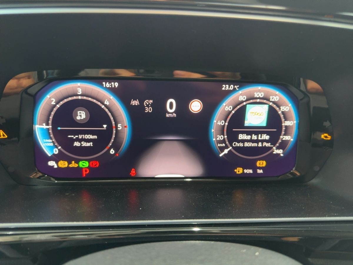 Caddy Style 2.0 TDI 90 kW 7-Gang-DSG LED ACC APP