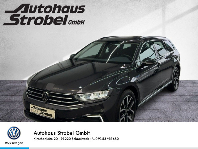 Passat Variant GTE 1.4 TSI DSG ACC LED Navi Kamera Sitz...