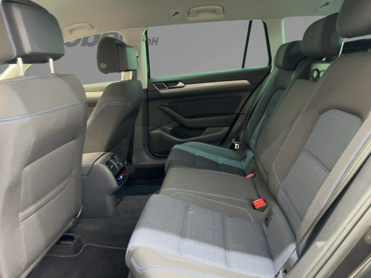 Passat Variant GTE 1.4 TSI DSG ACC LED Navi Kamera Sitzhzg Bluet. Lane-Ass Climatronic
