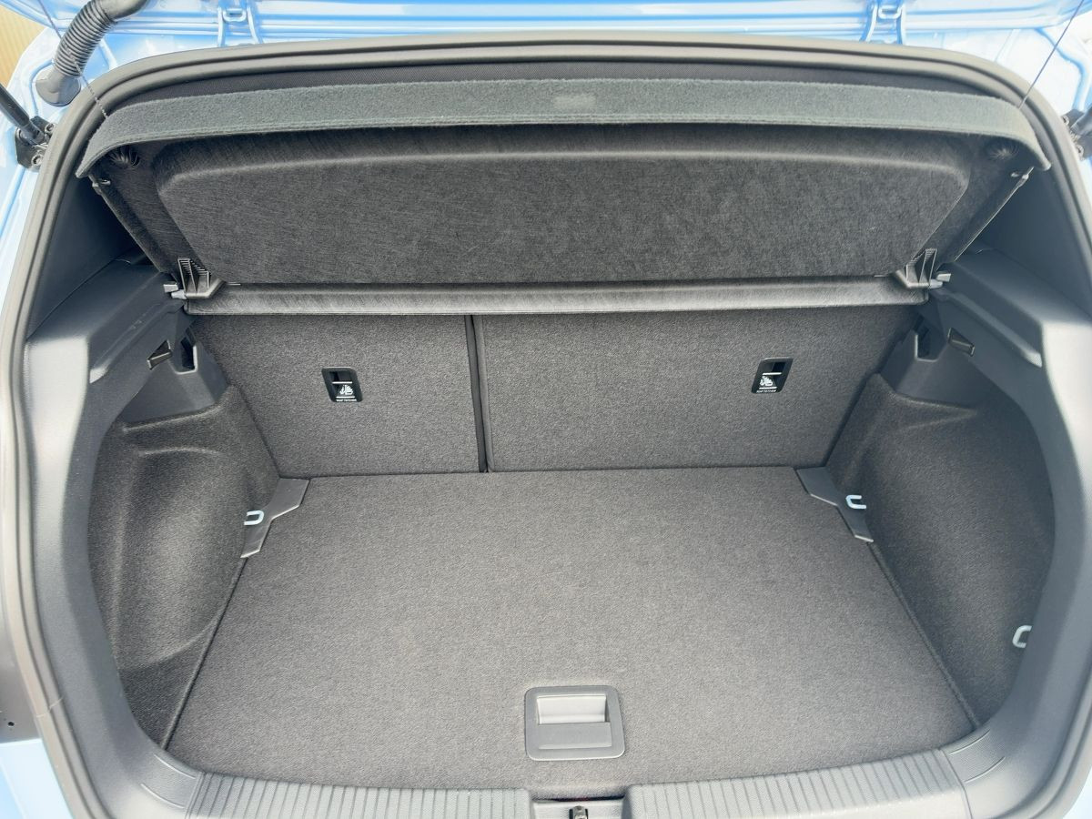 T-Cross 1.0 TSI DSG R-Line AHK ACC LED-Matrix Navi Kamera