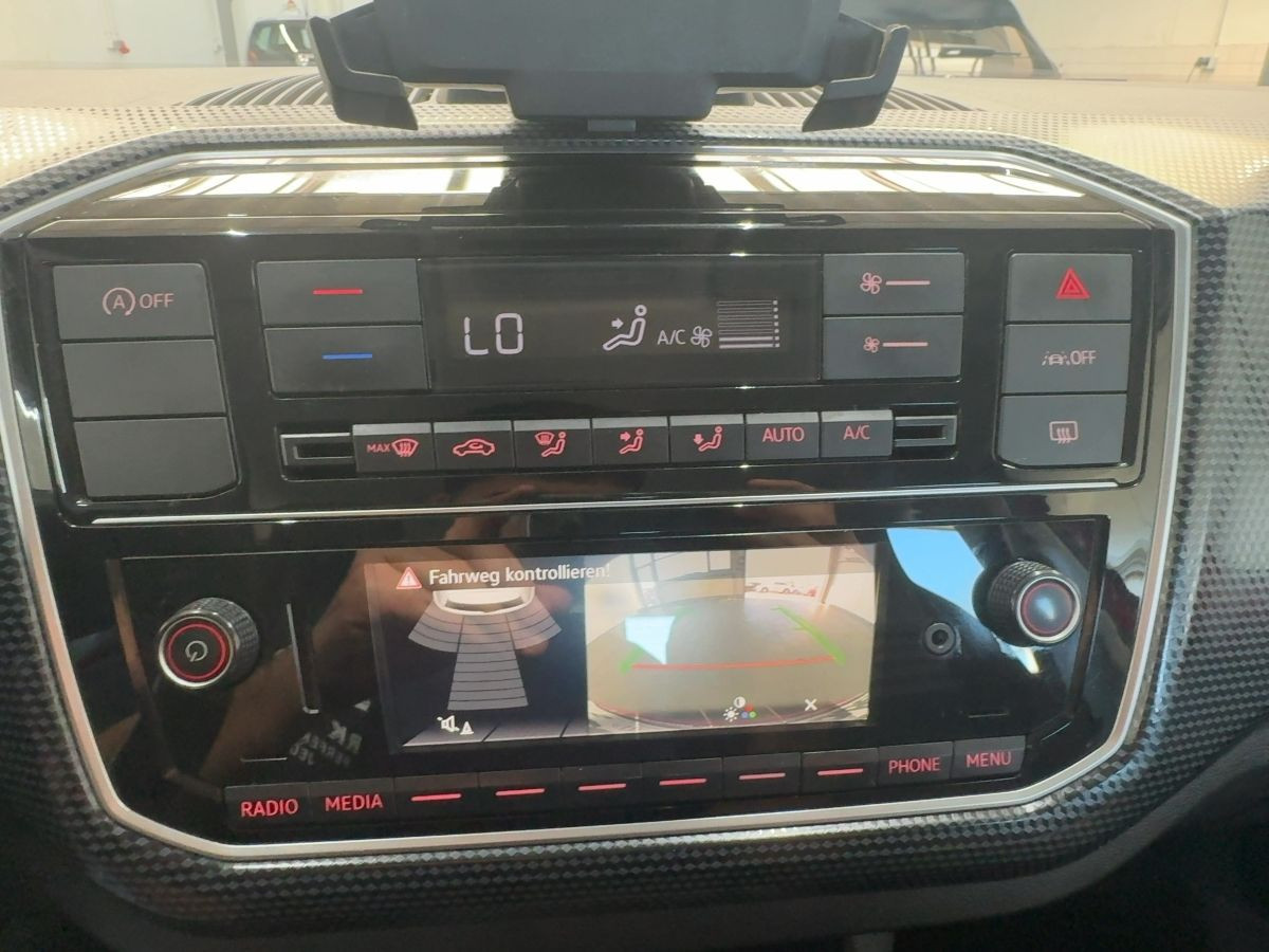 up! 1.0 move up! ab 3,99% Kamera DAB+ Climatronic Tempo Bluet.