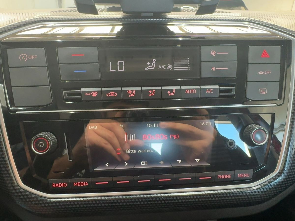 up! 1.0 move up! ab 3,99% Kamera DAB+ Climatronic Tempo Bluet.