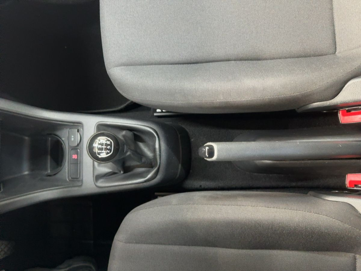 up! 1.0 move up! ab 3,99% Kamera DAB+ Climatronic Tempo Bluet.