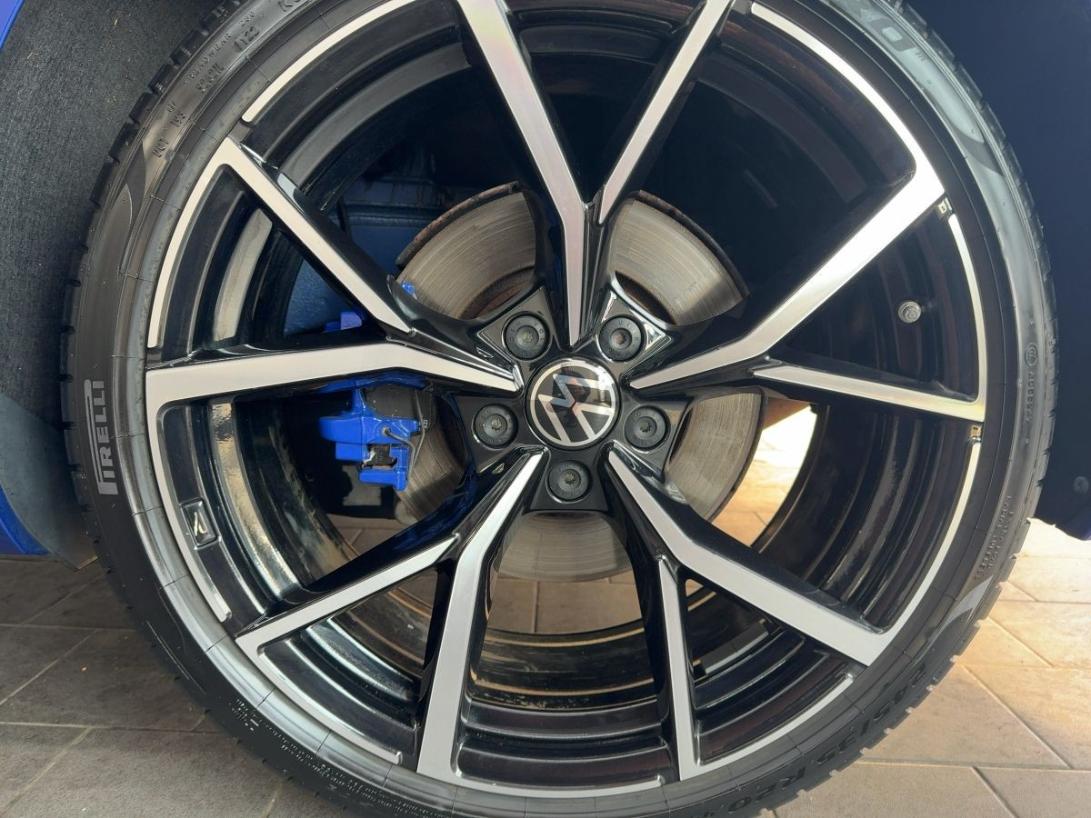 Arteon Shootingbrake R 2.0 TSI DSG 4M DCC ACC AHK LED Navi Kamera Leder Ambiente Bluet.