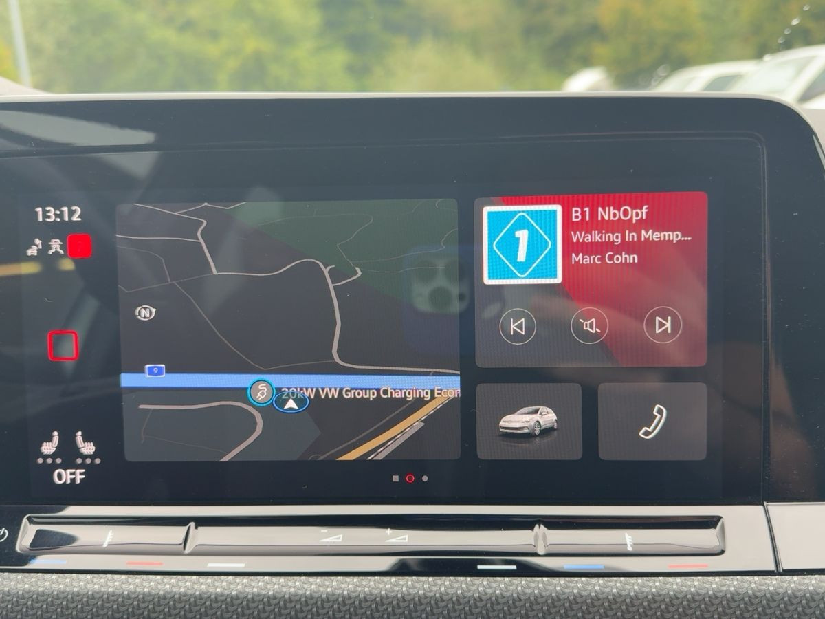 Golf VIII 1.5 TSI R-Line AHK ACC LED Navi Kamera Bluet. Sitzhzg Start/Stopp