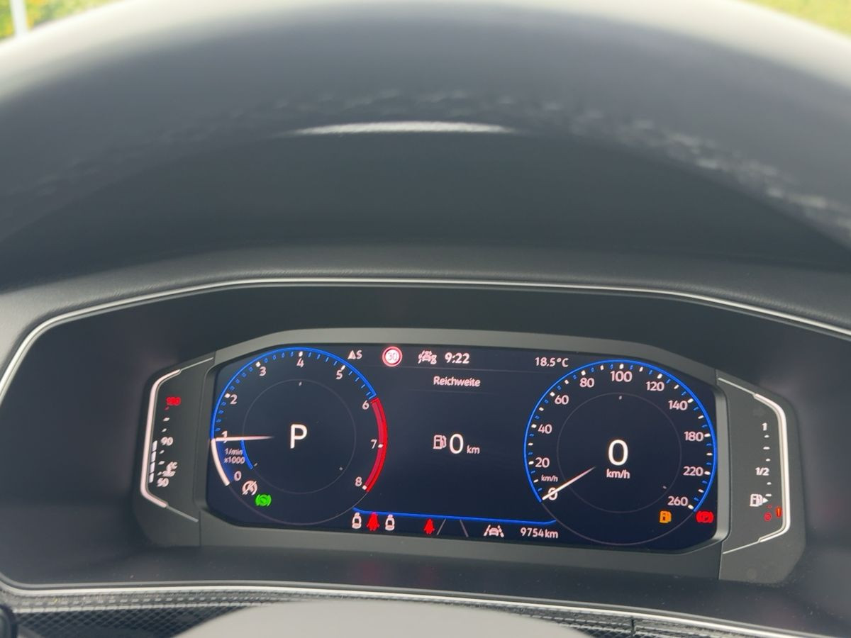 T-Cross 1.0 TSI DSG R-Line ab 3,99% ACC Navi LED-Matrix Kamera Beatsaudio