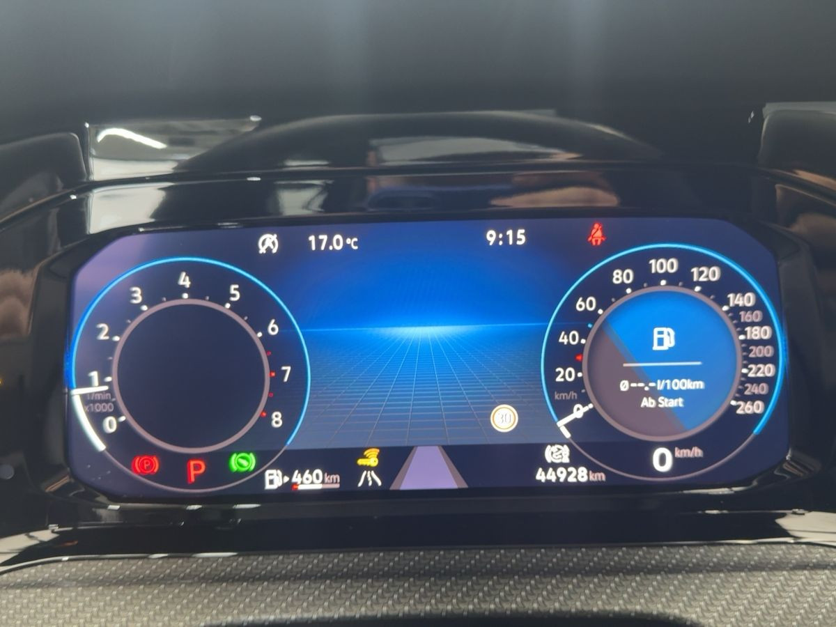 Golf VIII Variant 2.0 TSI DSG 4M R-Line ACC LED-Matrix Navi Kamera Harmon Kardon Climatronic