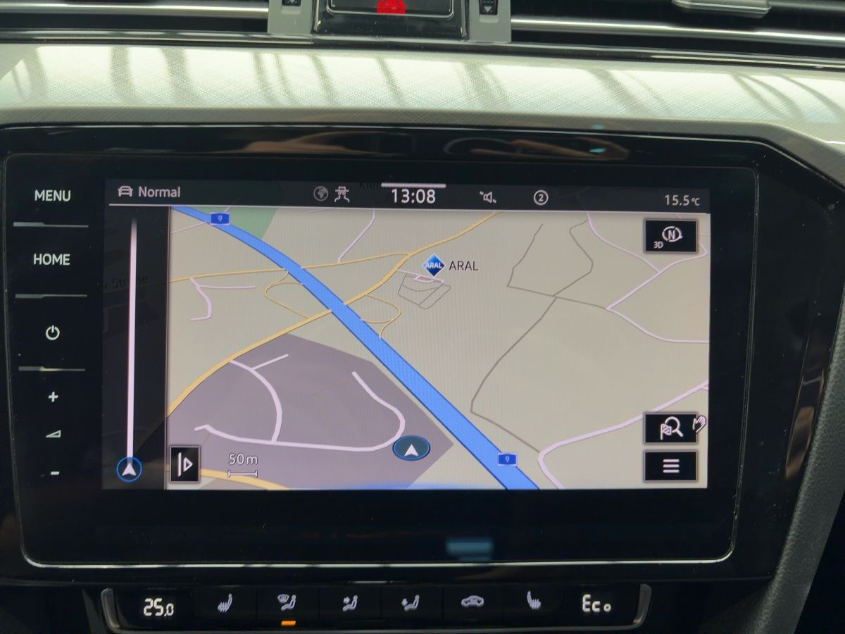 Passat Variant GTE 1.4 TSI DSG R-Line Standh. DCC ACC LED-Matrix Keyless Kamera Side-Ass,