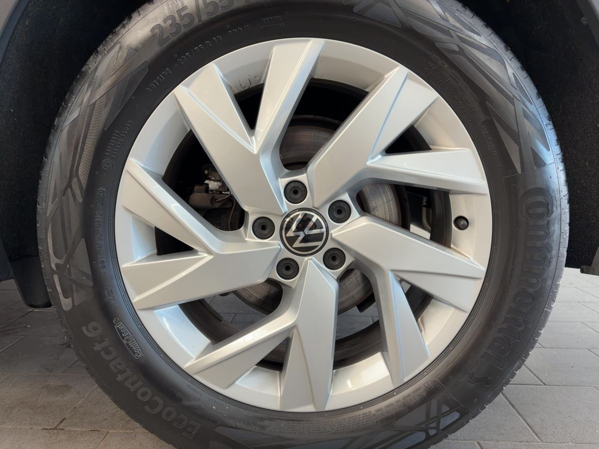 Tiguan 2.0 TDI DSG 4M Life AHK ACC Navi LED-Matrix Park Ass. Side Ass.