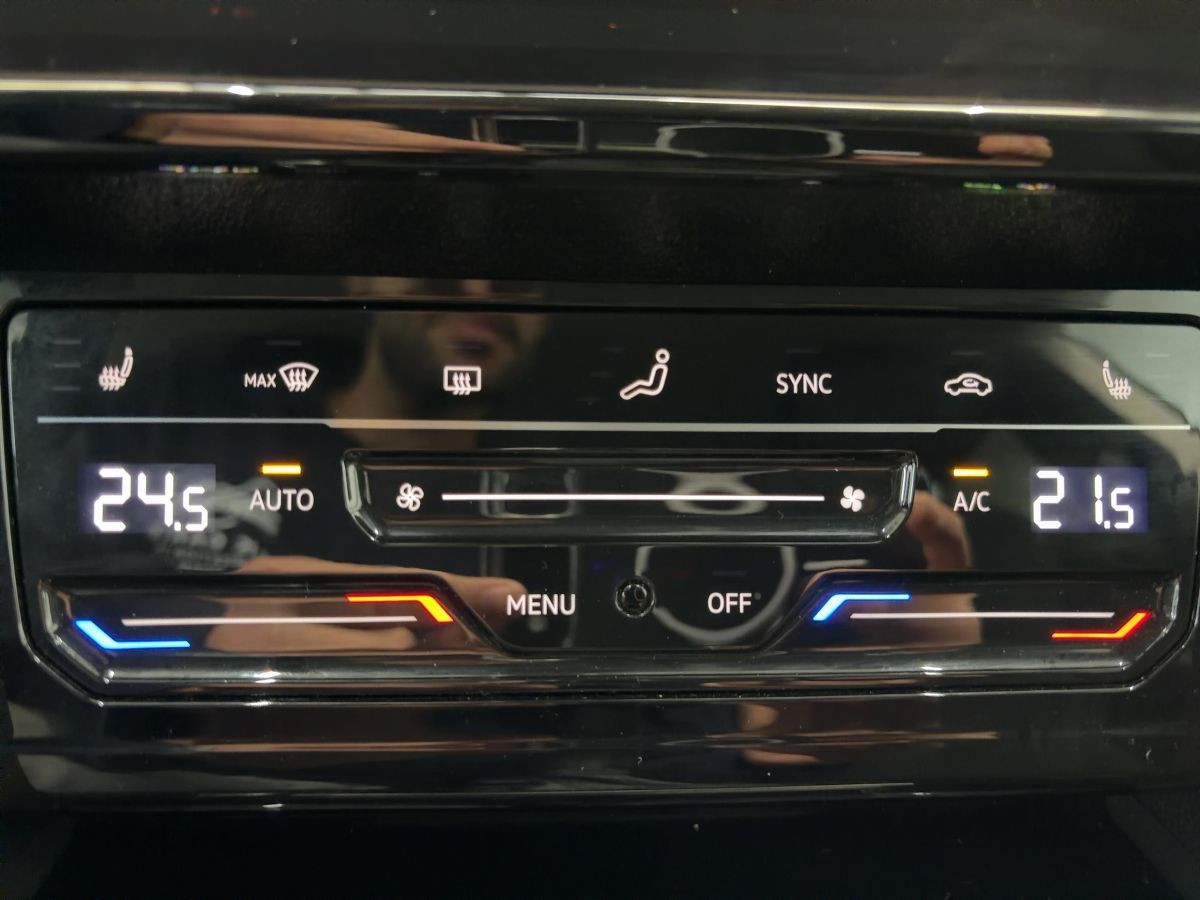 Arteon Shootingbrake 2.0 TDI DSG Elegance ACC DCC Navi LED Kamera Keyless Side Ass.